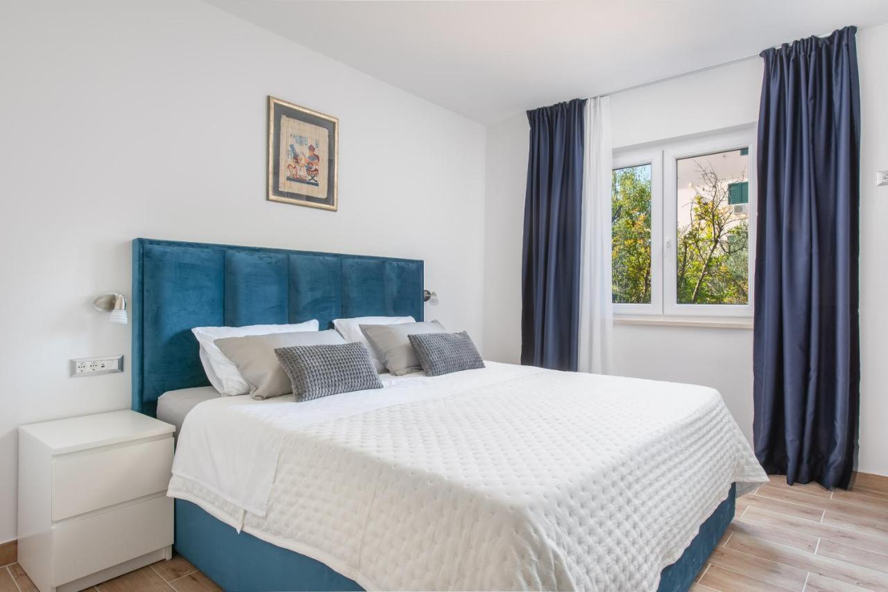 Apartment Kiki Kaštel Štafilić Eksteriør bilde