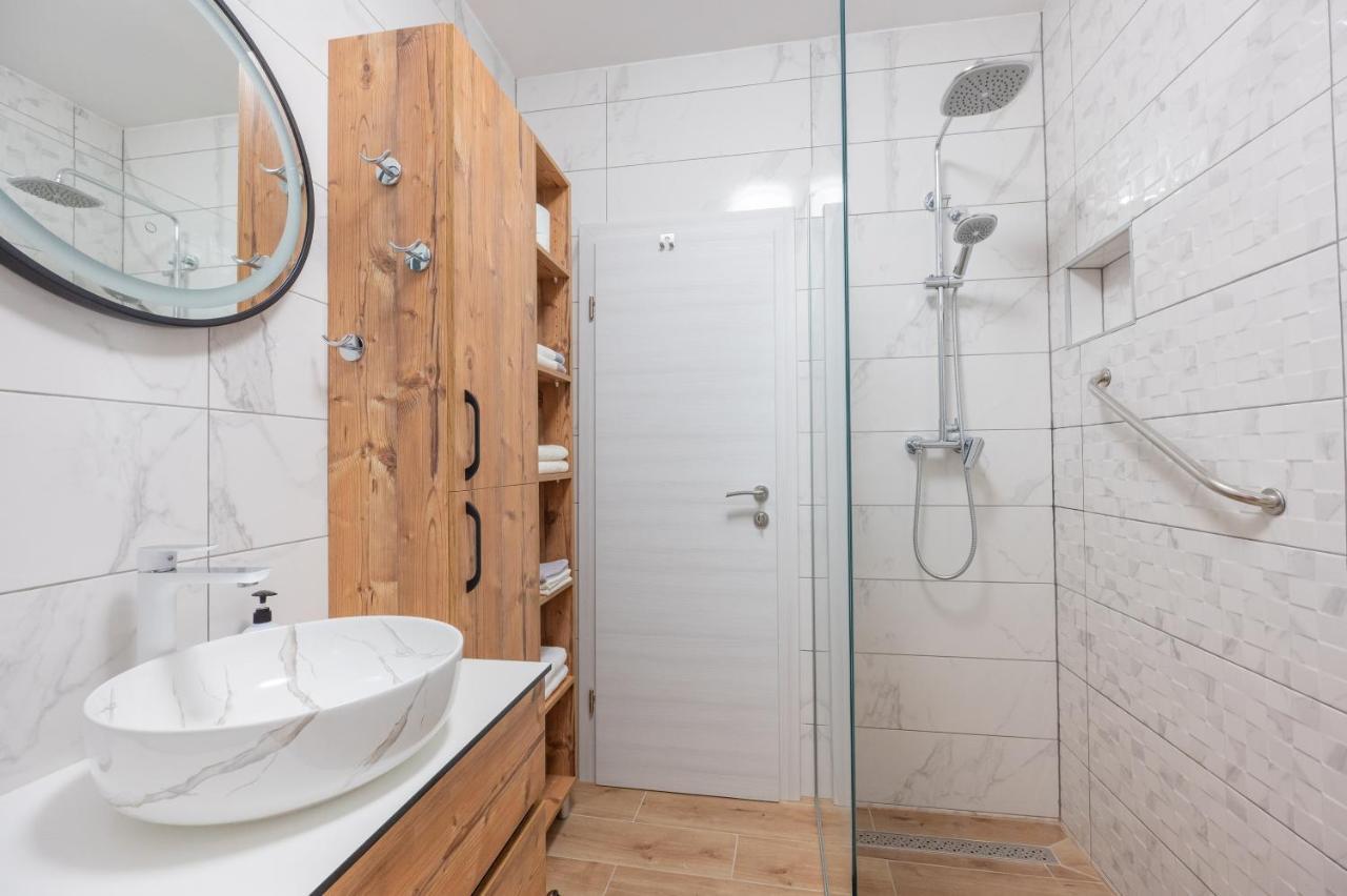 Apartment Kiki Kaštel Štafilić Eksteriør bilde