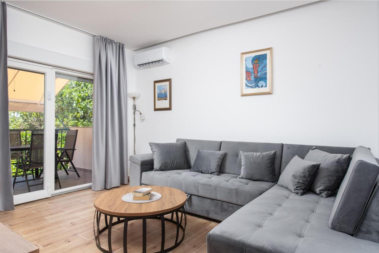 Apartment Kiki Kaštel Štafilić Eksteriør bilde
